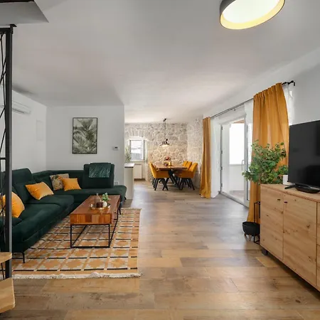 Vila Katarina *